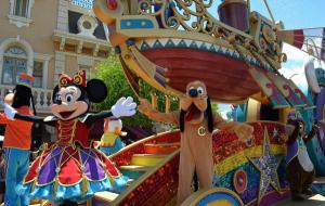Hong Kong Disneyland Mickey Mouse